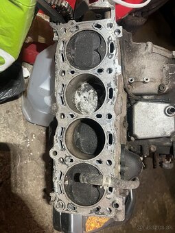 Suzuki GSX R 1000 K5 K6 K7 K8 motor diely - 2