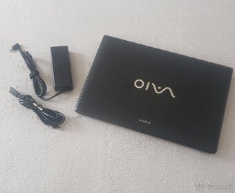 SONY VAIO - 2