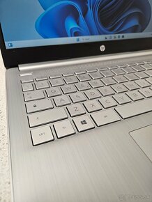 HP Laptop 14s Ryzen 5 4500 / 8GB RAM / 256GB SSD - 2