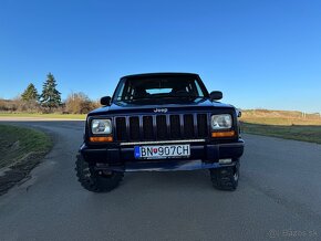 Jeep Cherokee XJ 2001 2.5Td - 2