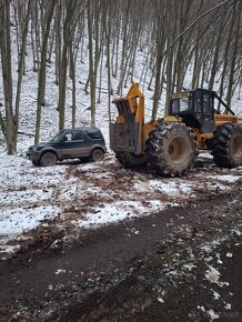 John deere 640D  lkt skidder - 2