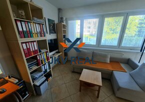 PREDAJ - Apartmán na bývanie alebo na podnikanie - 2