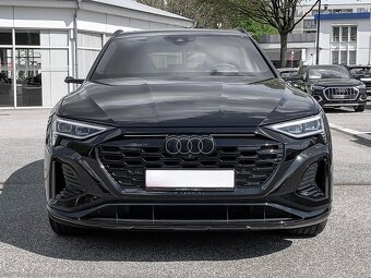 Audi Q8 Sportback e-tron 55 S line quattro Pano Matri - 2