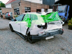 Volvo V40 CROSS COUNTRY 2,0 T4 AWD 140kw - Náhradní díly - 2