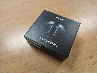 samsung galaxy buds 3 pro strieborne - 2