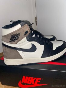 Air Jordan 1 Retro High Dark Mocha - 2