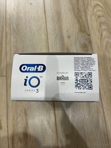 Elektrická zubná kefka Oral B iO3 nerozbalená - 2