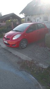 yaris 1.33 74kw 71 000 km - 2