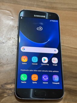 Predám Samsung Galaxy S7 32GB Black malé známky používan - 2