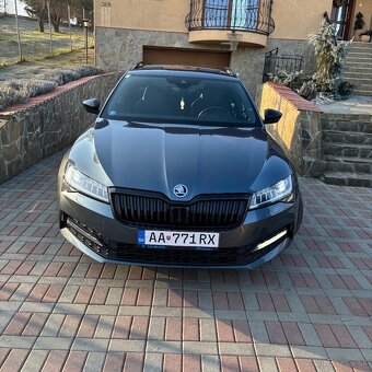 Škoda Superb Combi 2.0 TDI SCR Sportline DSG - 2