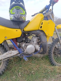 Suzuki RM 125 - 2