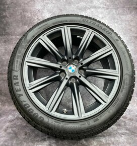 Zimní sada Bmw 5(G30,G31) 245/45R18 100V - 2