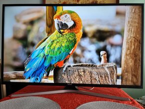 Predám SMART LED TV Samsung UE43MU6172UX 4K Ultra HD s Wi-Fi - 2