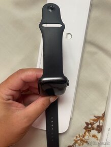 Apple Watch 4 44mm - 2