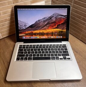 Macbook Pro 13" / i5 2,3 GHz / 8GB RAM / 256GB SSD / A1278 - 2