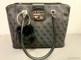 Original GUESS kabelka - 2