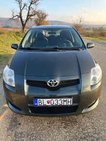 Toyota Auris 1.6 benzín, manuál, 2009 - 2