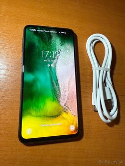 Samsung GALAXY s10e 6/128GB - 2