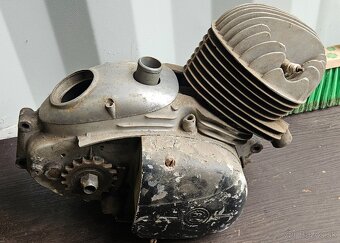 Motor CZ 150C - 2