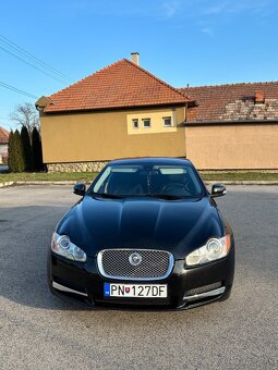 Jaguar XF 2.7D Premium Automat - 2