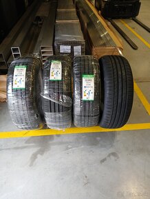 Letné pneumatiky 255/60 r18 112V - 2