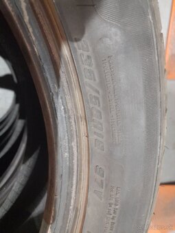 Predam letne pneu Goodyear 235/50 R18 - 2