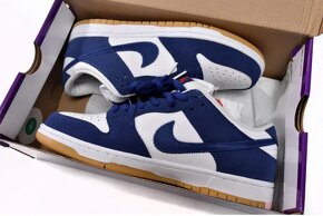 Nike SB Dunk Low Los Angeles Dodgers - 2