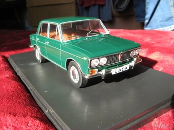 Lada 1500 - WhiteBox 1:24 - 2