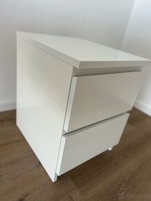 Nočný stolík - IKEA - 2