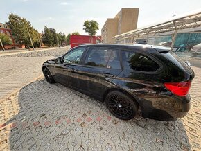 BMW Rad 3 Touring 320d xDrive - 2