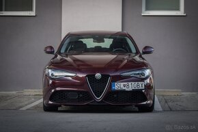 Alfa Romeo Giulia 2.2 Diesel 210 AT AWD Veloce - 2