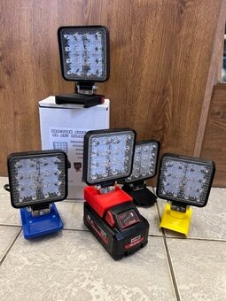 LED svetlo na aku batérie Milwaukee M18 - 2