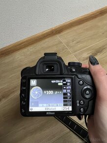 Nikon D3200 - 2