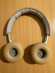 Predám Bang&Olufsen H8 - 2