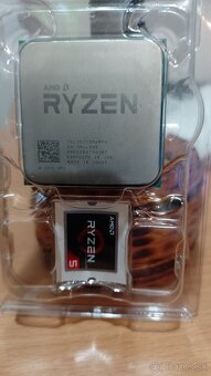 AMD RYZEN 3 3200G - 2