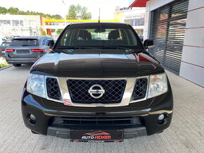 Nissan Navara Double Cab 2.5 DCi 140 kW - 2