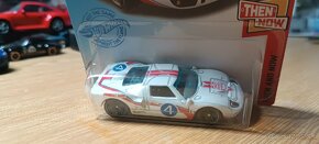 Hotwheels Ford gt-40 kovový - 2