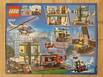 Lego City 60317 Policajná naháňačka v banke - 2