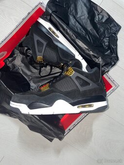 Jordan 4 Royalty - 2