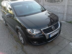 Vw Touran Cross 2.0PD 8v - 2