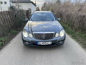 Mercedes Benz E500 4matic T model - 2