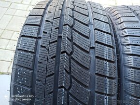 zimne pneu 235/55 R18 - 2