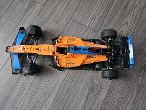 Lego Technic Formula McLaren 42141 - 2