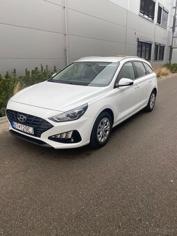 2021 Hyundai i30 CW Kombi 1.6 CRDi Family odpočet DPH - 2