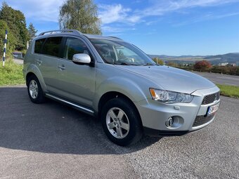 Mitsubishi Outlander  2.0 4x4 - 2