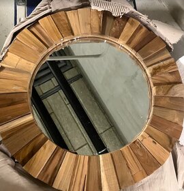 Dizajnove okruhle zrkadlo s drevenym ramom LANDSCAPE - 2