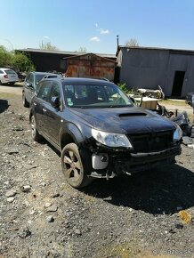 rozpredam subaru FORESTER 2,0 Diesel boxer 108KW strieborny - 2