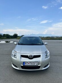 Predam Toyotu Auris 1,4 D4D - 2