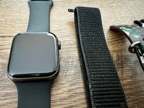 Apple watch 5 , 44mm - 2