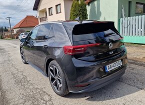 Predám elektromobil VW id3 - na opravu - vadný článok - 2